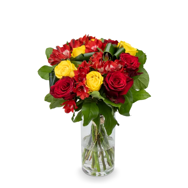 Bouquetof roses with alstromeria